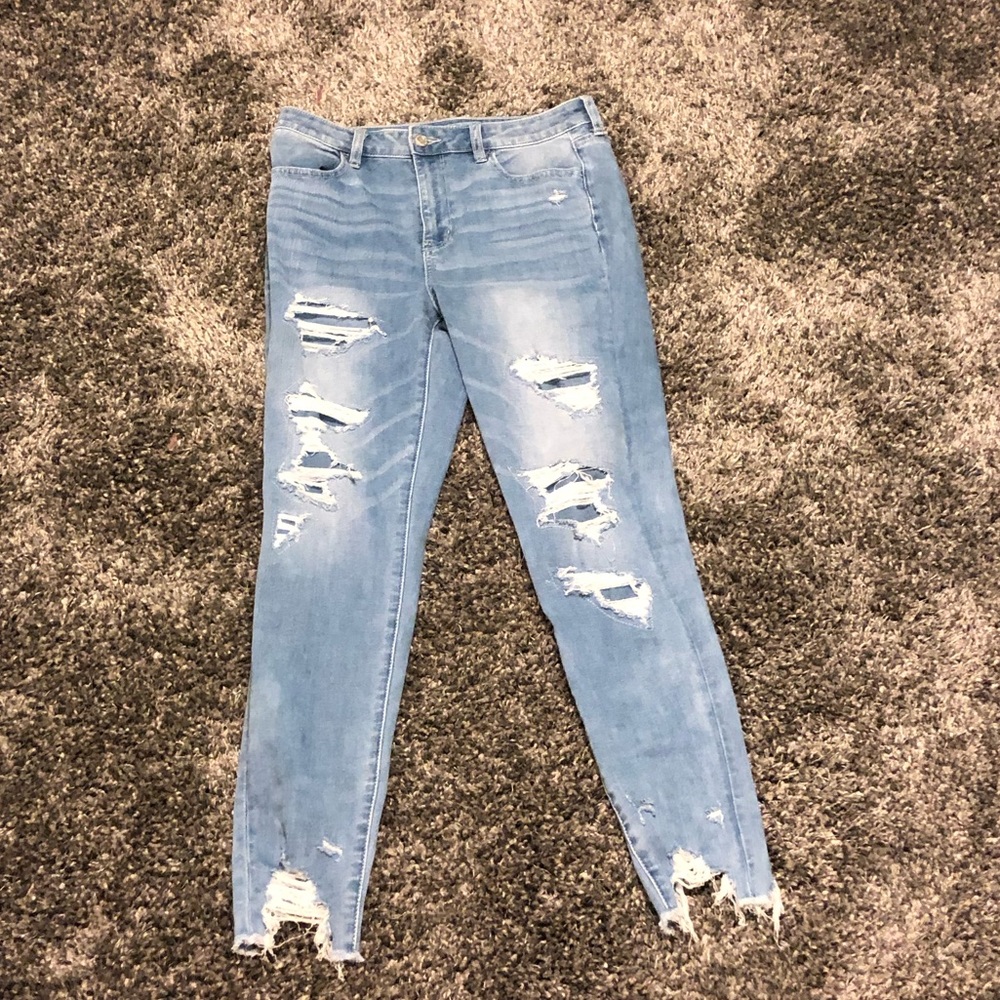 American Eagle 360 Next Level Stretch Ripped Jeans
